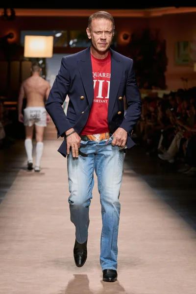 Look 47